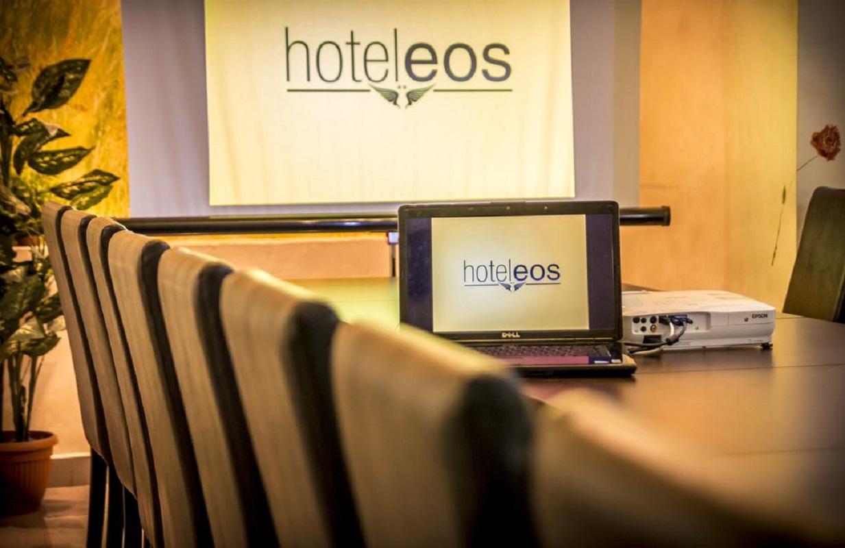 Hotel Eos ブカレスト エクステリア 写真