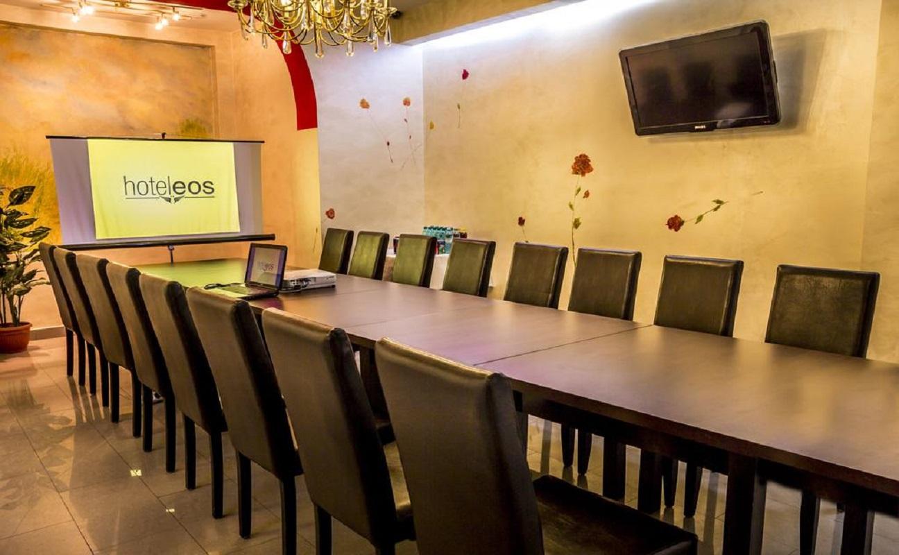 Hotel Eos ブカレスト エクステリア 写真