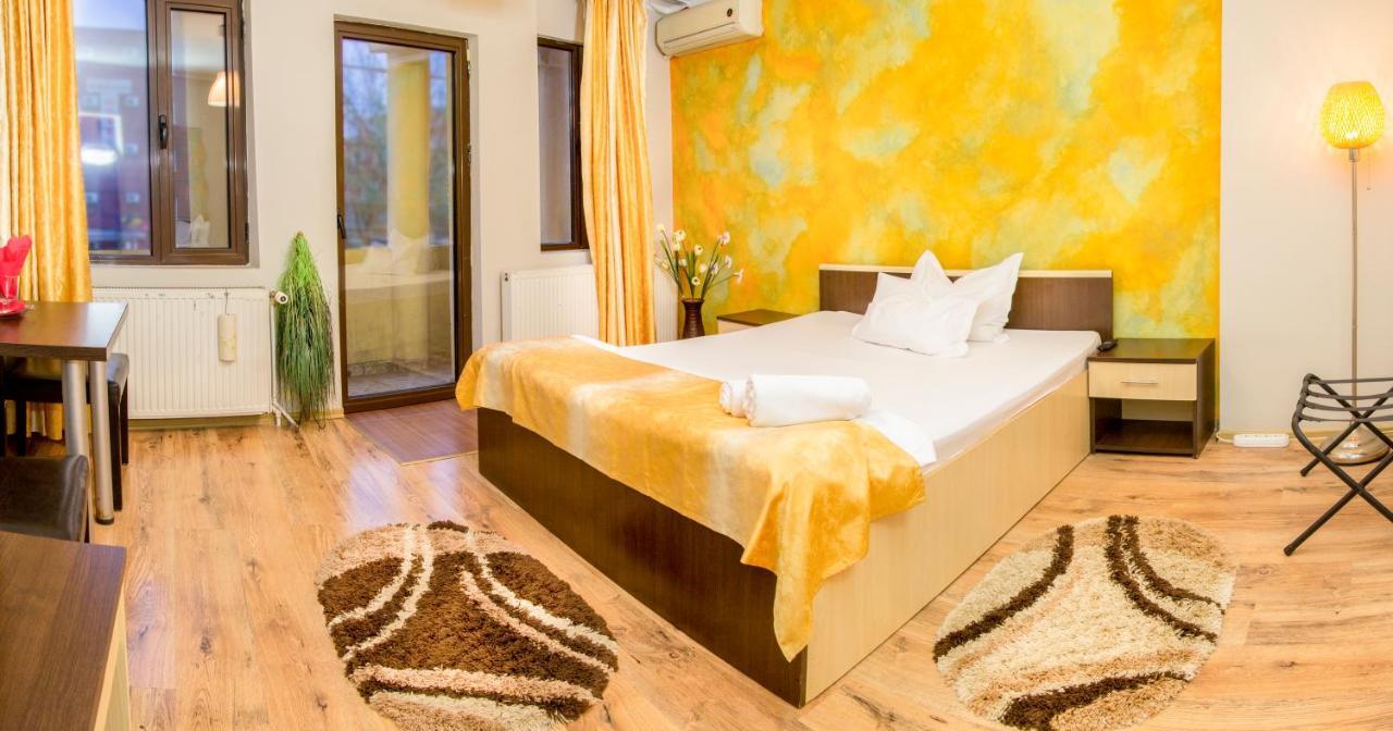 Hotel Eos ブカレスト エクステリア 写真
